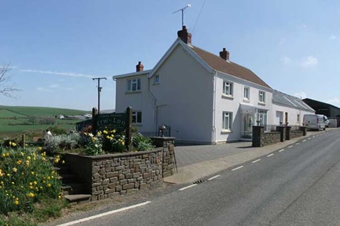 Erw Lon Farm Thumbnail | Fishguard - Pembrokeshire | UK Tourism Online