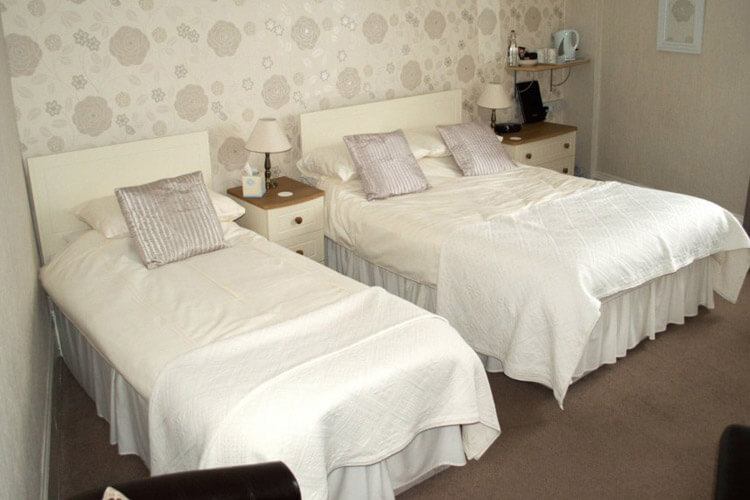 Glenthorne Guest House - Image 3 - UK Tourism Online