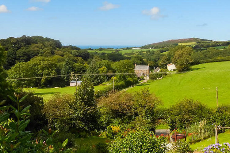 Gwaun Vale Touring Park - Image 3 - UK Tourism Online