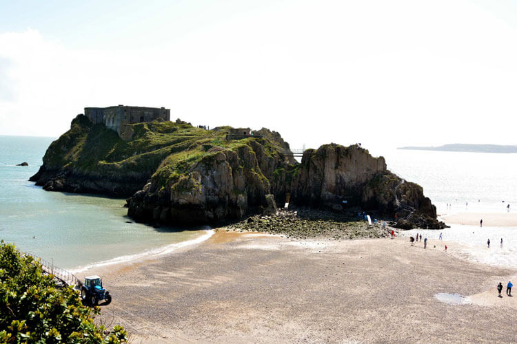 Gwynne House - Image 4 - UK Tourism Online