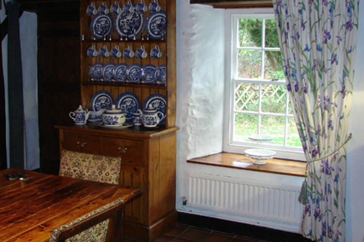 The Monthly Tutors Cottage - Image 4 - UK Tourism Online