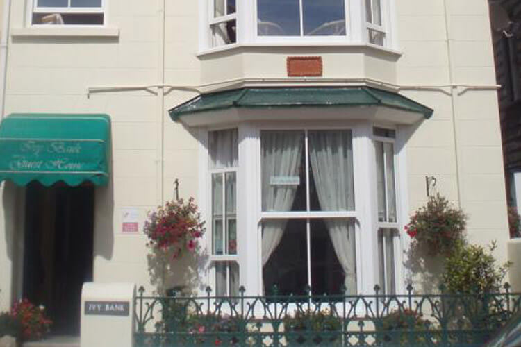 Ivy Bank Guest House - Image 1 - UK Tourism Online