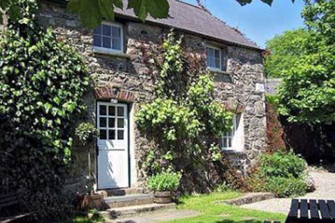 Ivy Court Cottages Thumbnail | Haverfordwest - Pembrokeshire | UK Tourism Online