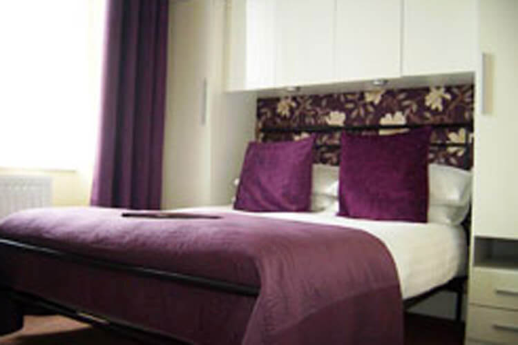 Langdon Villa Guest House - Image 3 - UK Tourism Online