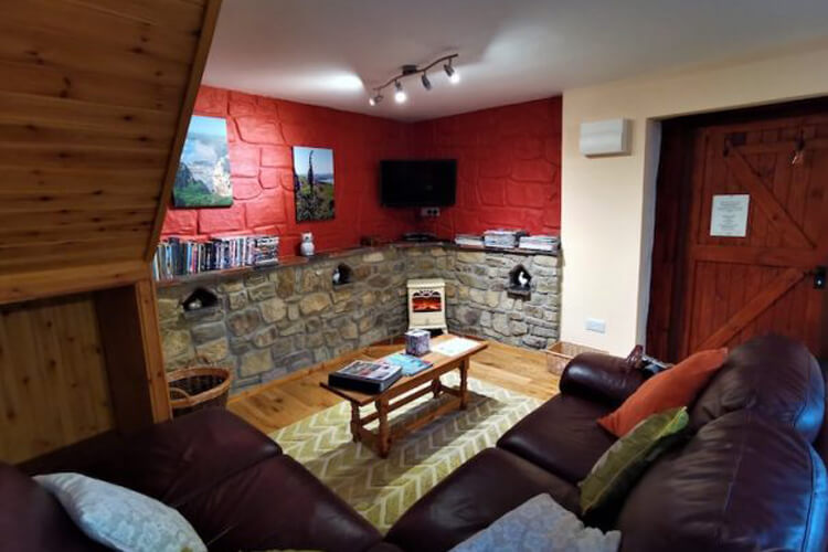 Longlands Farm Cottages - Image 3 - UK Tourism Online