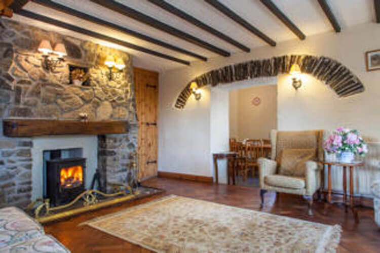 Lower Haythog Farmhouse - Image 2 - UK Tourism Online