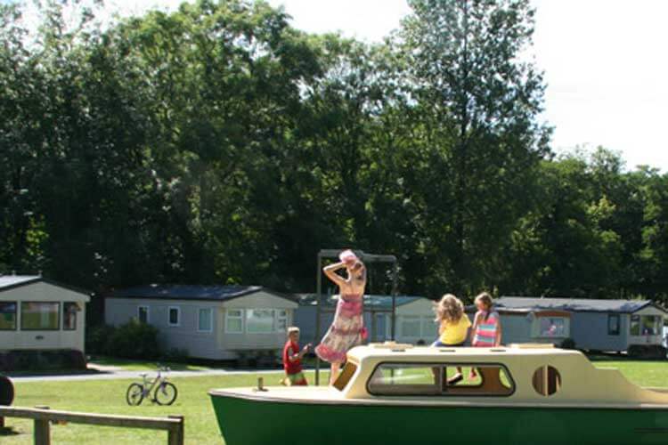 Mill House Caravan Park - Image 2 - UK Tourism Online