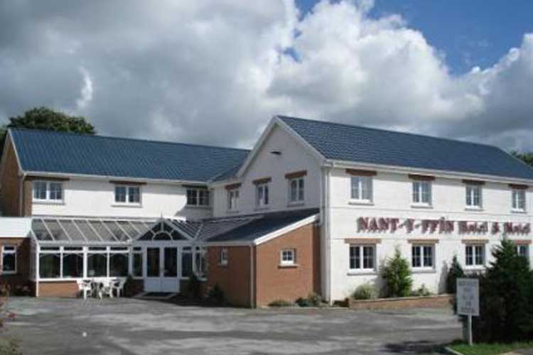 Nant Y Ffin Hotel and Motel - Image 1 - UK Tourism Online