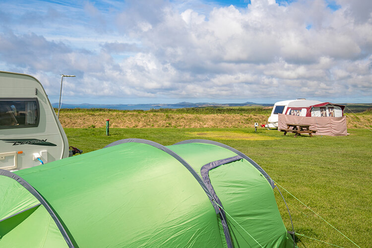 Nolton Cross Caravan Park - Image 2 - UK Tourism Online