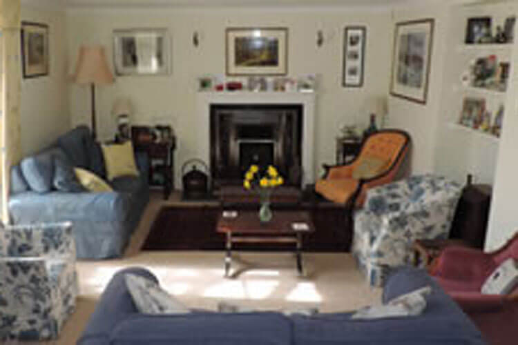 Pembrokeshire Farm Bed and Breakfast - Image 3 - UK Tourism Online