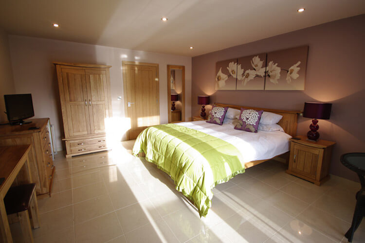 Pen Coed Bed and Breakfast - Image 2 - UK Tourism Online
