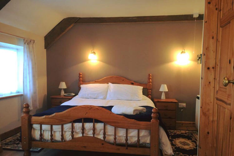 Pond House Cottages - Image 2 - UK Tourism Online