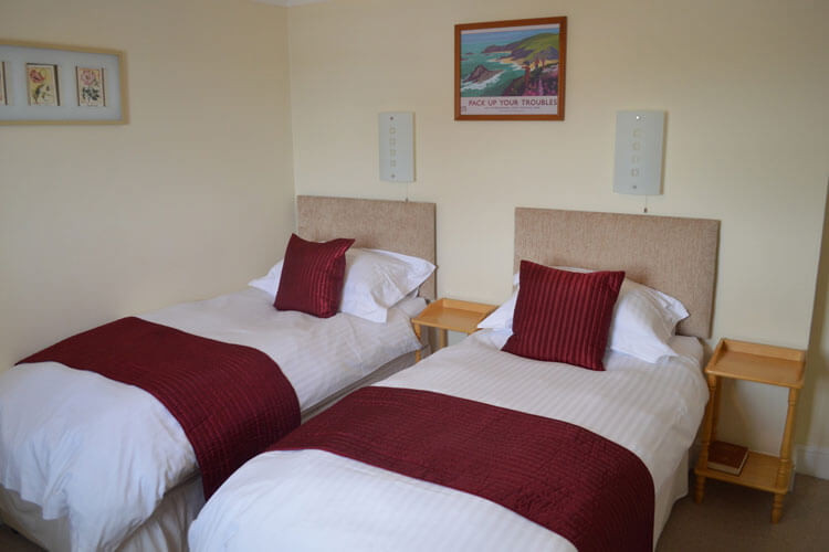 Rebleen Guest House - Image 1 - UK Tourism Online