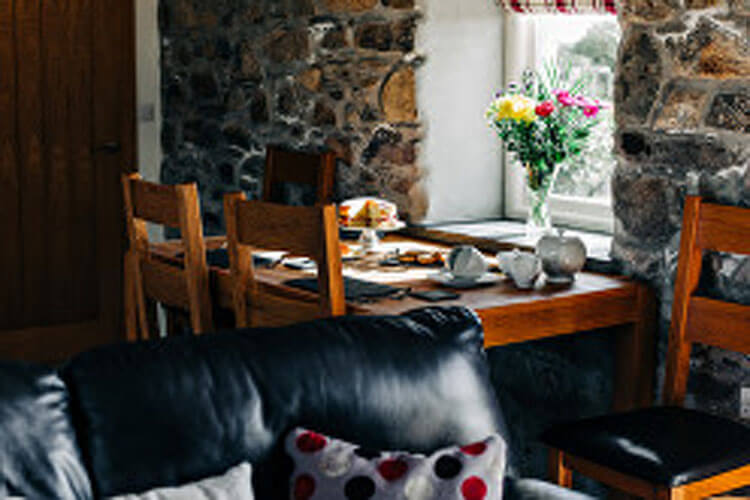 St. Davids Country Cottages - Image 2 - UK Tourism Online