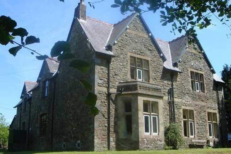 St Davids Guesthouse - Image 1 - UK Tourism Online