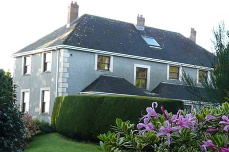 St Lawrence Country Guest House - Image 1 - UK Tourism Online