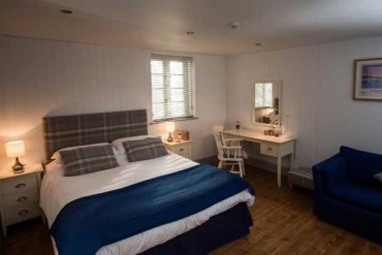The Stackpole Inn - Image 4 - UK Tourism Online