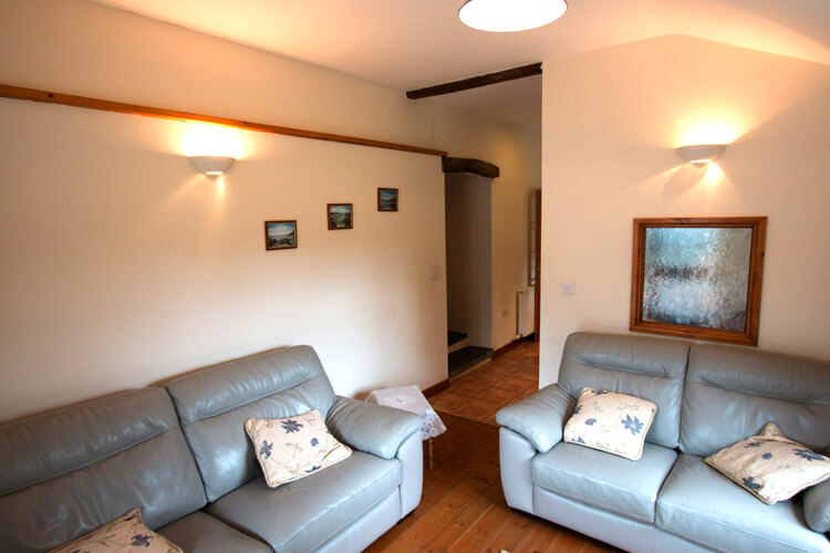 Trefach Farm Holiday Cottages - Image 3 - UK Tourism Online