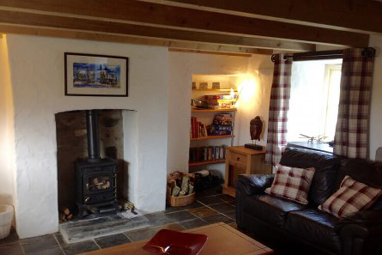 Trefin Cottages - Image 3 - UK Tourism Online