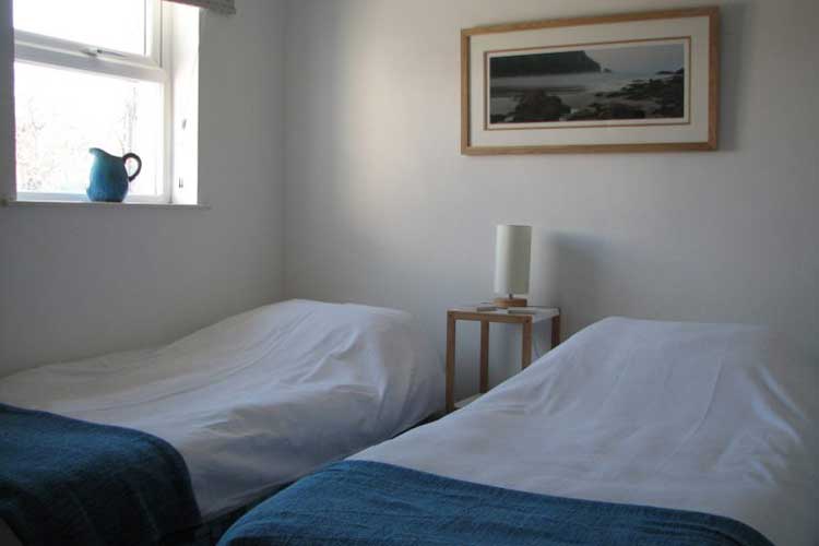 Westerly Holiday Cottage - Image 2 - UK Tourism Online