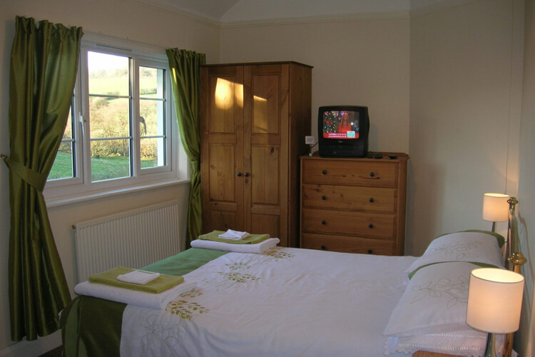 Bevan House - Image 5 - UK Tourism Online