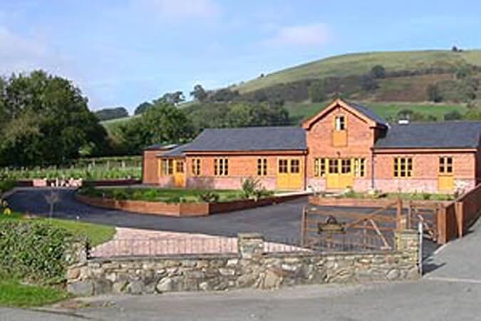 Cefn Colwyn Thumbnail | Caersws - Powys | UK Tourism Online
