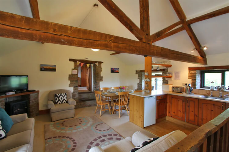 Cefncoedbach Cottages - Image 2 - UK Tourism Online