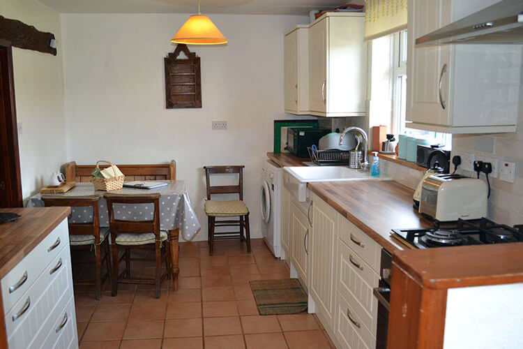 Chancery Cottage - Image 4 - UK Tourism Online