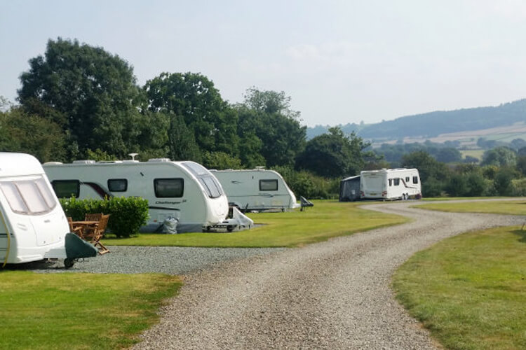 Daisy Bank Touring Caravan Park - Image 2 - UK Tourism Online