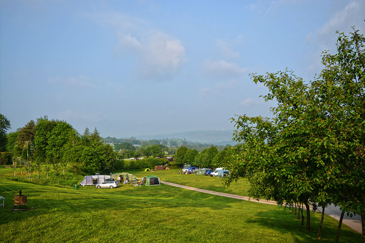 Dol Llys Camping Site - Image 3 - UK Tourism Online