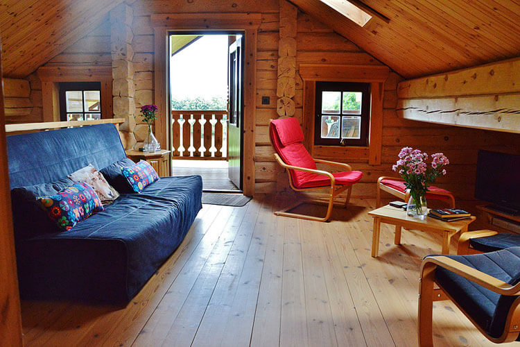 Dwr Y Felin Log Cabins - Image 2 - UK Tourism Online