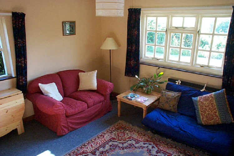 Glangwynedd Holiday Cottage - Image 2 - UK Tourism Online