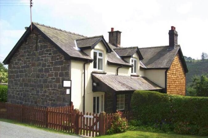 Hill Farm Thumbnail | Llanwddyn - Powys | UK Tourism Online