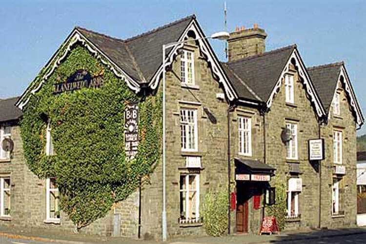 Llanelwedd Arms Hotel - Image 1 - UK Tourism Online
