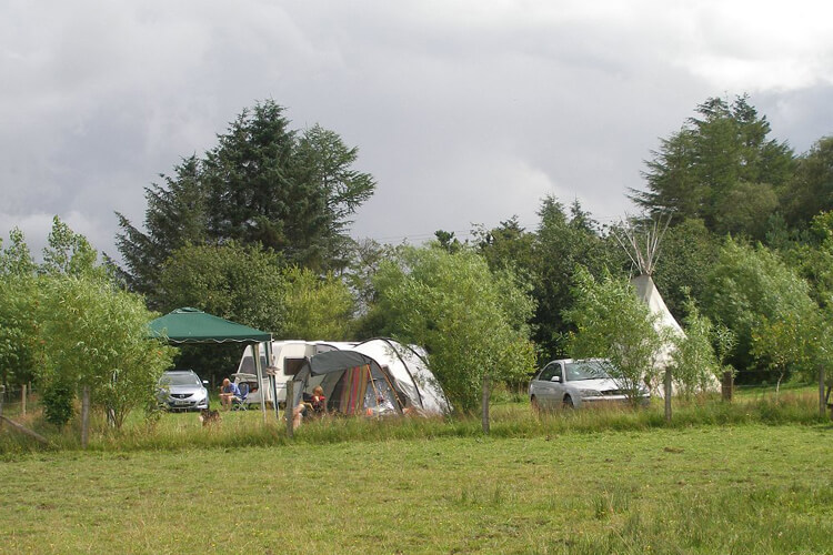 Mid Wales Bunkhouse Tipi and Camping - Image 4 - UK Tourism Online