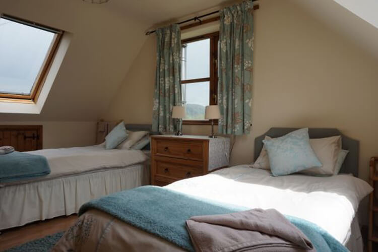 Newbridge Farm Cottages - Image 3 - UK Tourism Online