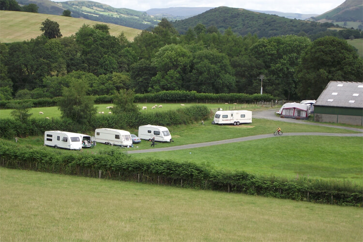 Noyadd Farm Caravan & Campsite - Image 3 - UK Tourism Online