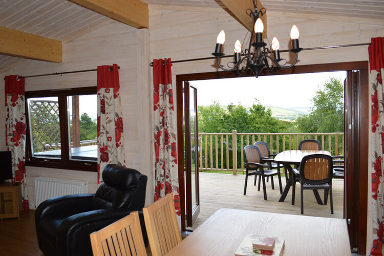 Oakwood Lodges - Image 2 - UK Tourism Online