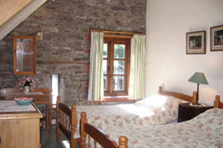 Pentwyn Cottage - Image 3 - UK Tourism Online