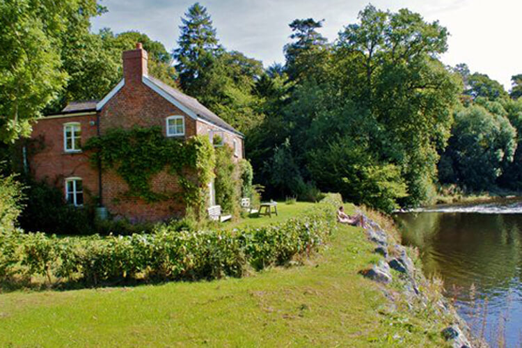 River Cottage and Cwn Mill - Image 1 - UK Tourism Online