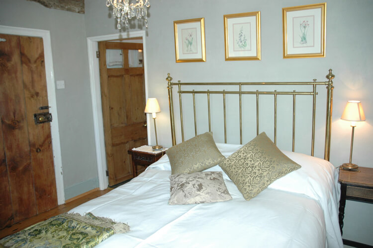 The Yat Guest House - Image 2 - UK Tourism Online