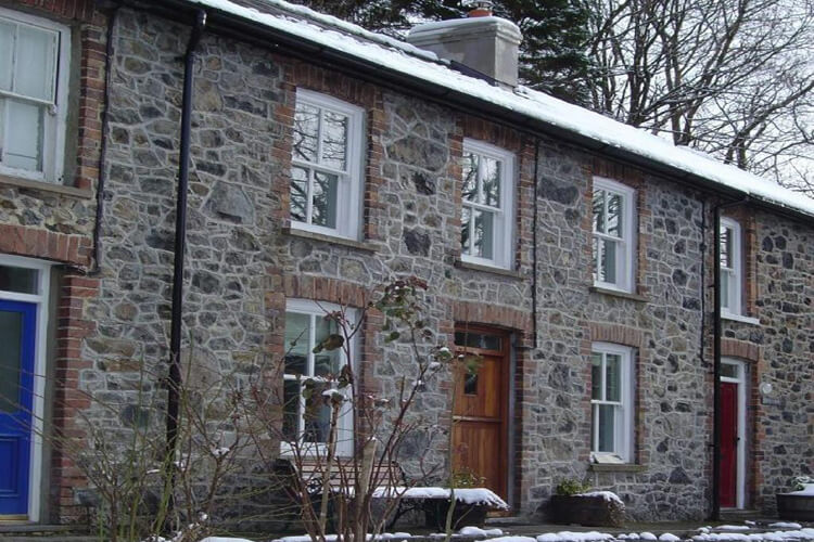 Troed-y-Rhiw & Bronfelin Holiday Cottages - Image 1 - UK Tourism Online