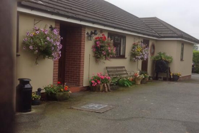 Ty Coch Bungalow Thumbnail | Llanymynech - Powys | UK Tourism Online