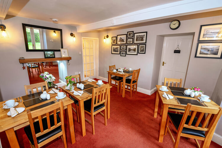 Ty Derw Country House B&B - Image 3 - UK Tourism Online