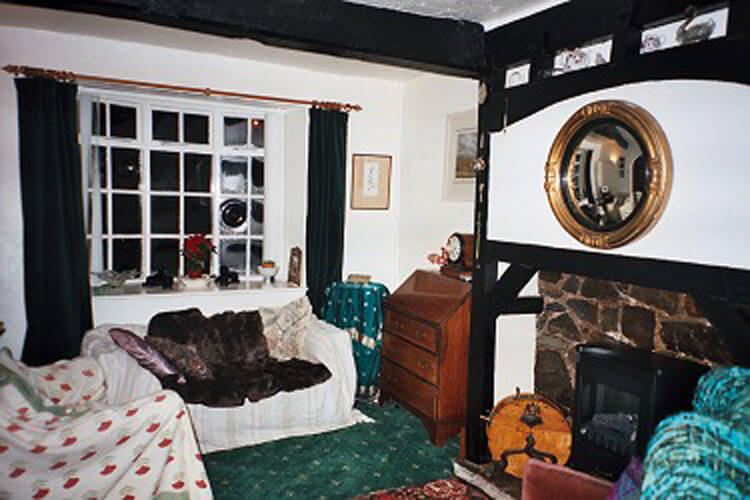 Whytcwm Cottage - Image 1 - UK Tourism Online
