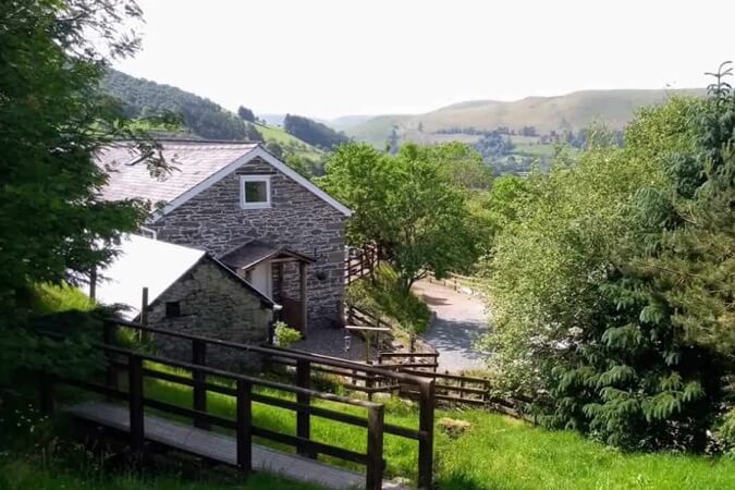 Wye View Cottages Thumbnail | Llanidloes - Powys | UK Tourism Online