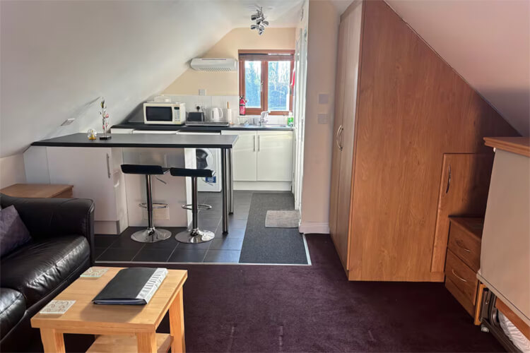 Avonview Studio Flat - Image 2 - UK Tourism Online