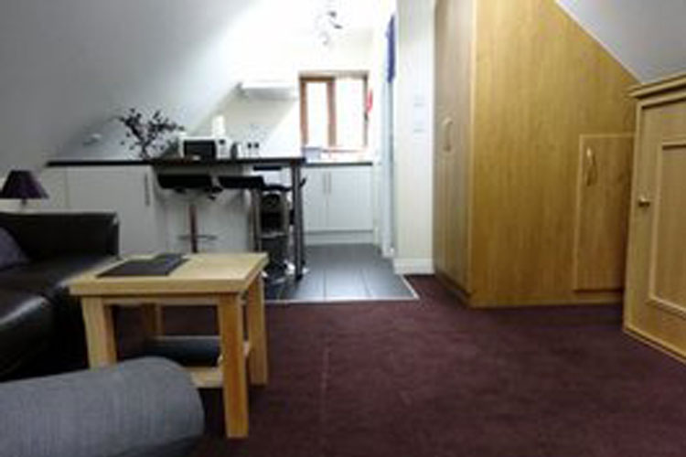 Avonview Studio Flat - Image 4 - UK Tourism Online