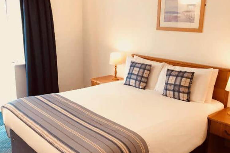 Stoneleigh Park Lodge - Image 1 - UK Tourism Online