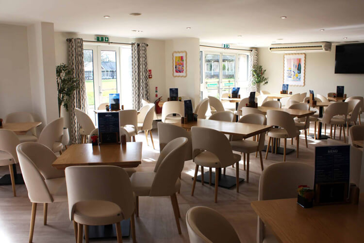 Stoneleigh Park Lodge - Image 2 - UK Tourism Online